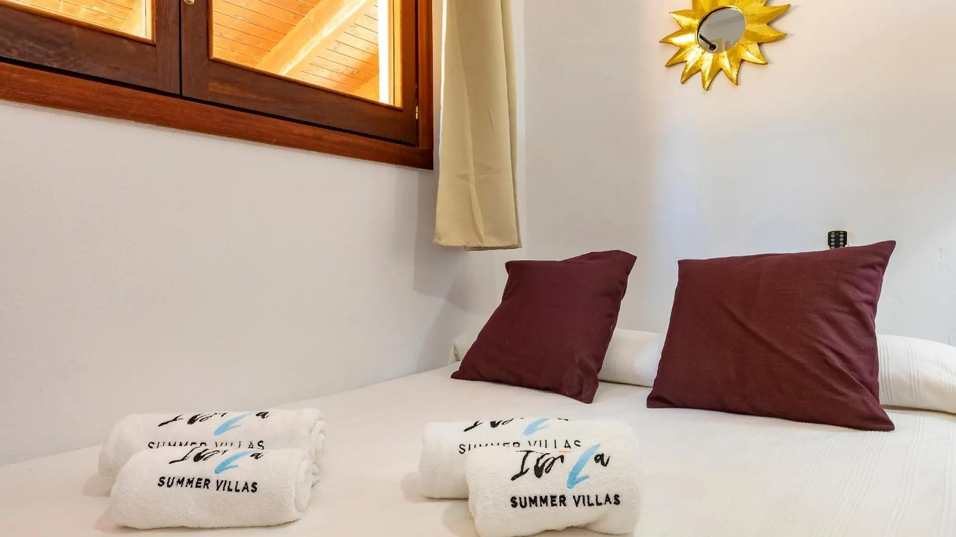 Villa In San Rafael Sleeps 12 San Antonio